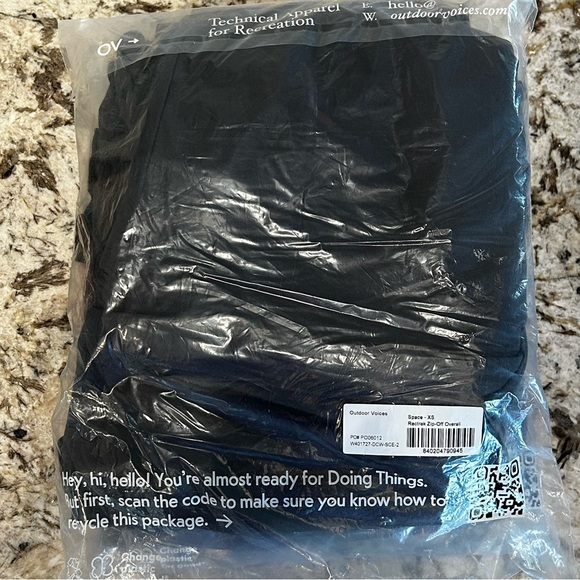 NWT Outdoor voices rectrek zip off overalls women’s
space - dark grey xs small - Picture 5 of 11